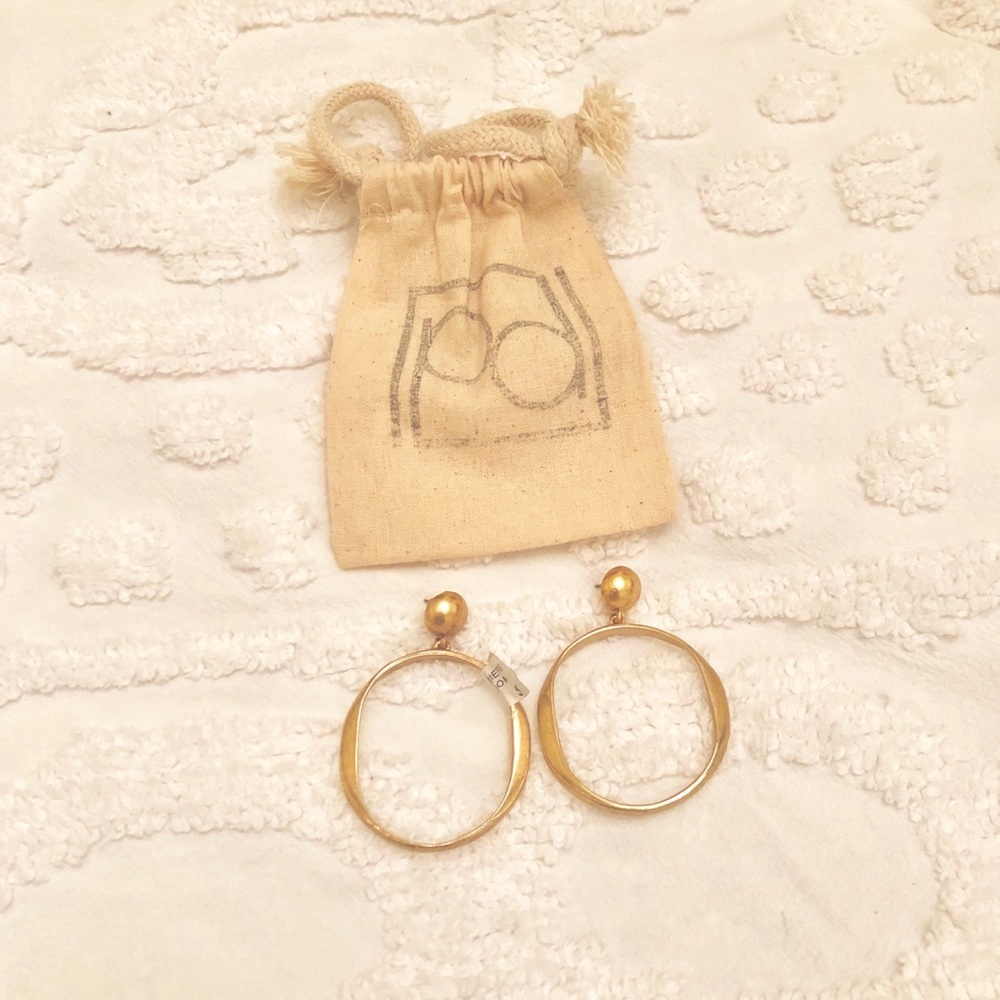 Trendy Hoop Earrings!